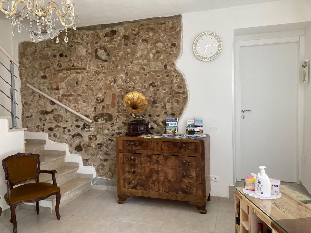 Apartamento Casale Luel Valeggio sul Mincio Exterior foto