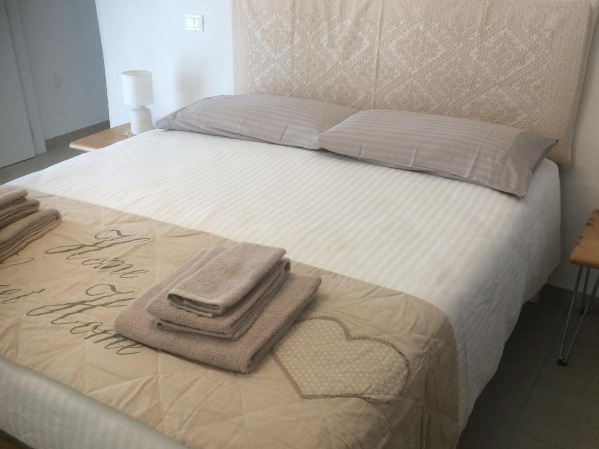 Apartamento Casale Luel Valeggio sul Mincio Exterior foto