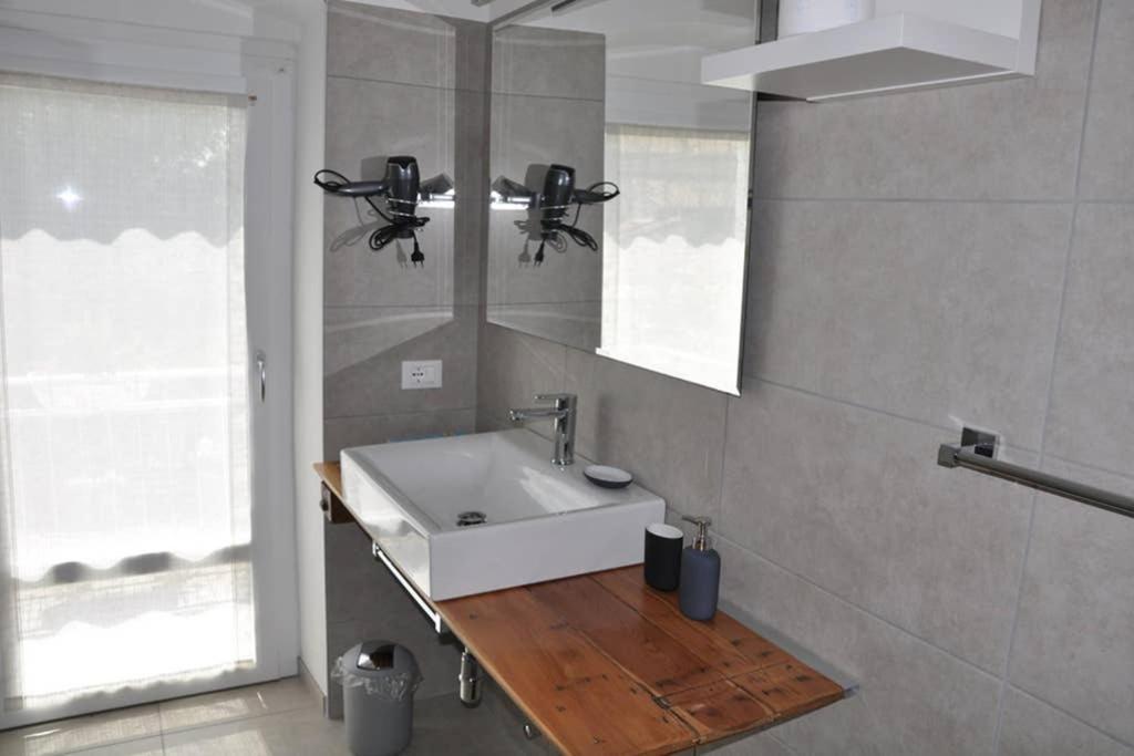 Apartamento Casale Luel Valeggio sul Mincio Exterior foto