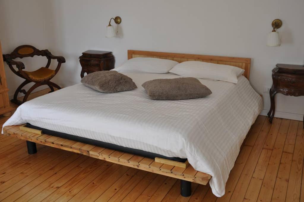 Apartamento Casale Luel Valeggio sul Mincio Exterior foto