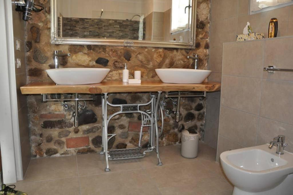 Apartamento Casale Luel Valeggio sul Mincio Exterior foto