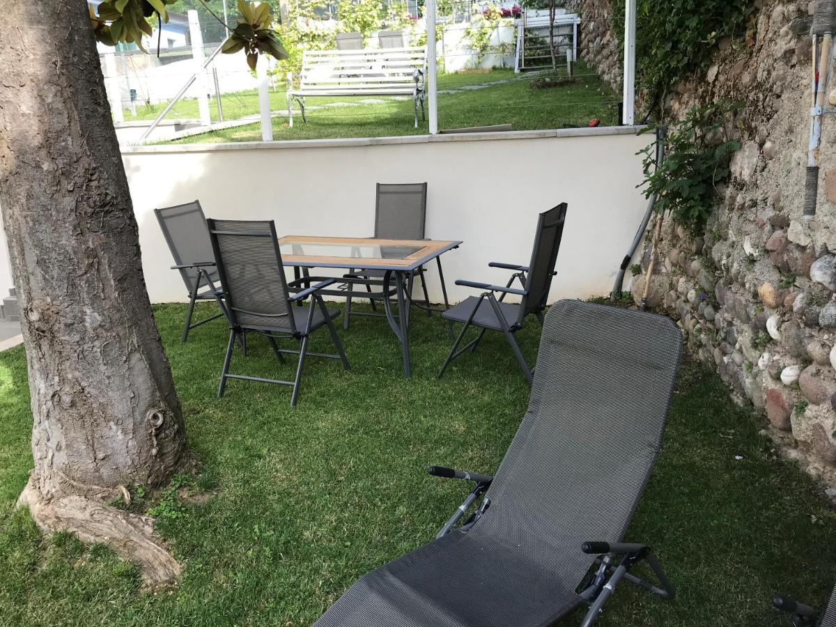 Apartamento Casale Luel Valeggio sul Mincio Exterior foto