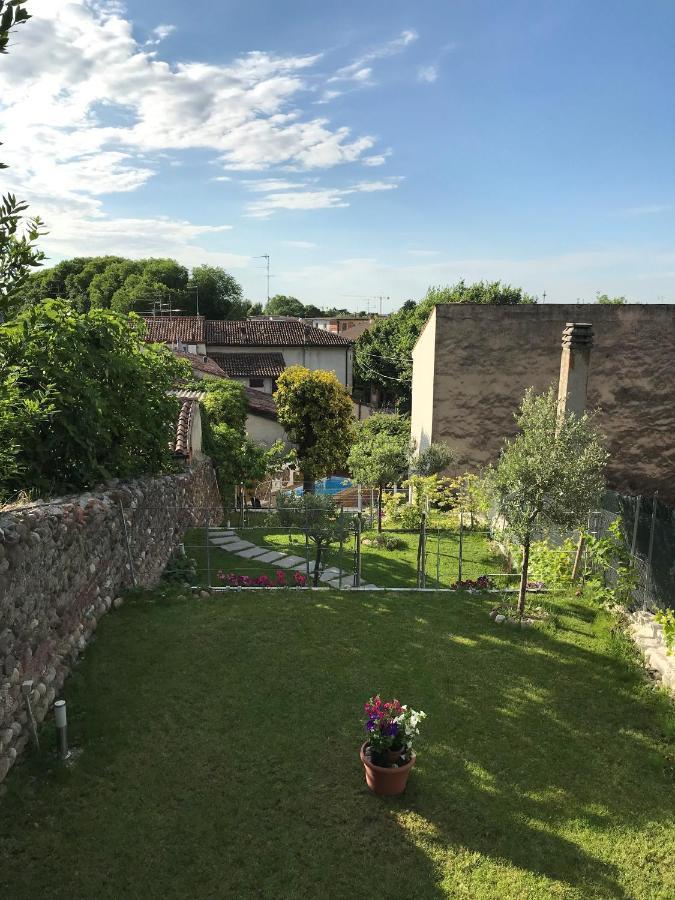 Apartamento Casale Luel Valeggio sul Mincio Exterior foto